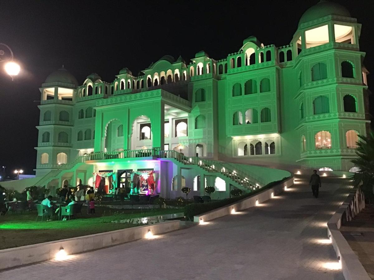 Indralok Palace Hotel & Resort Morena Esterno foto