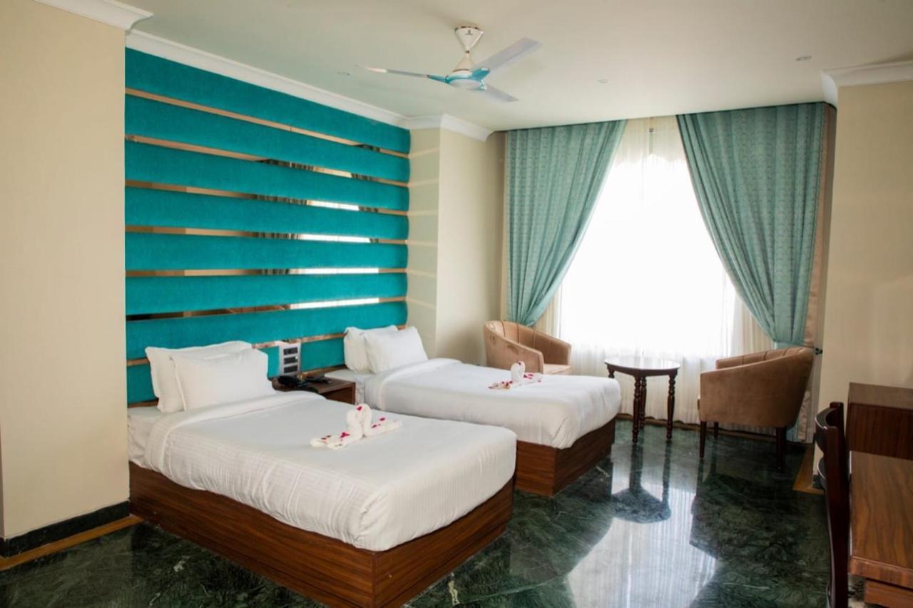 Indralok Palace Hotel & Resort Morena Camera foto
